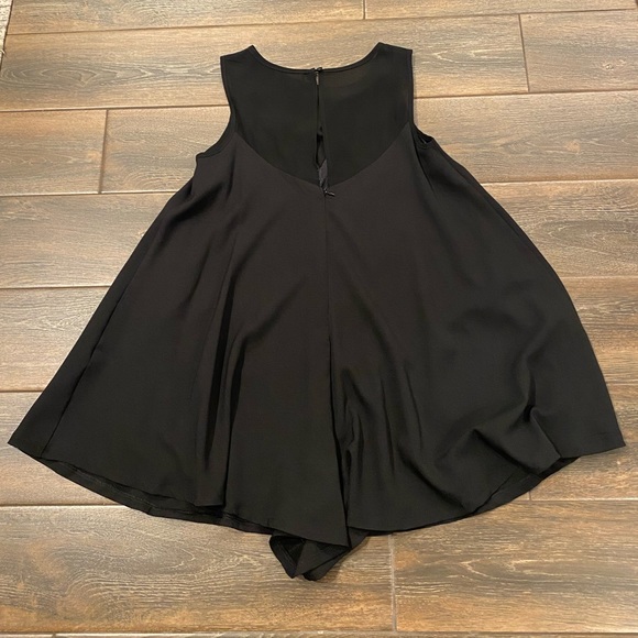 Worn once, EXCELLENT condition PeakABoo Flared Romper - Picture 13 of 16